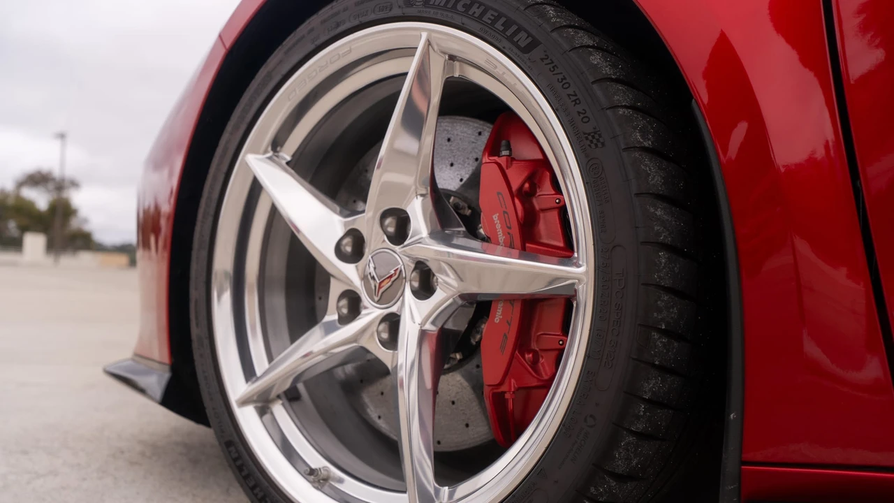 2024 Chevrolet Corvette C8 E-Ray - Image 30 of 31