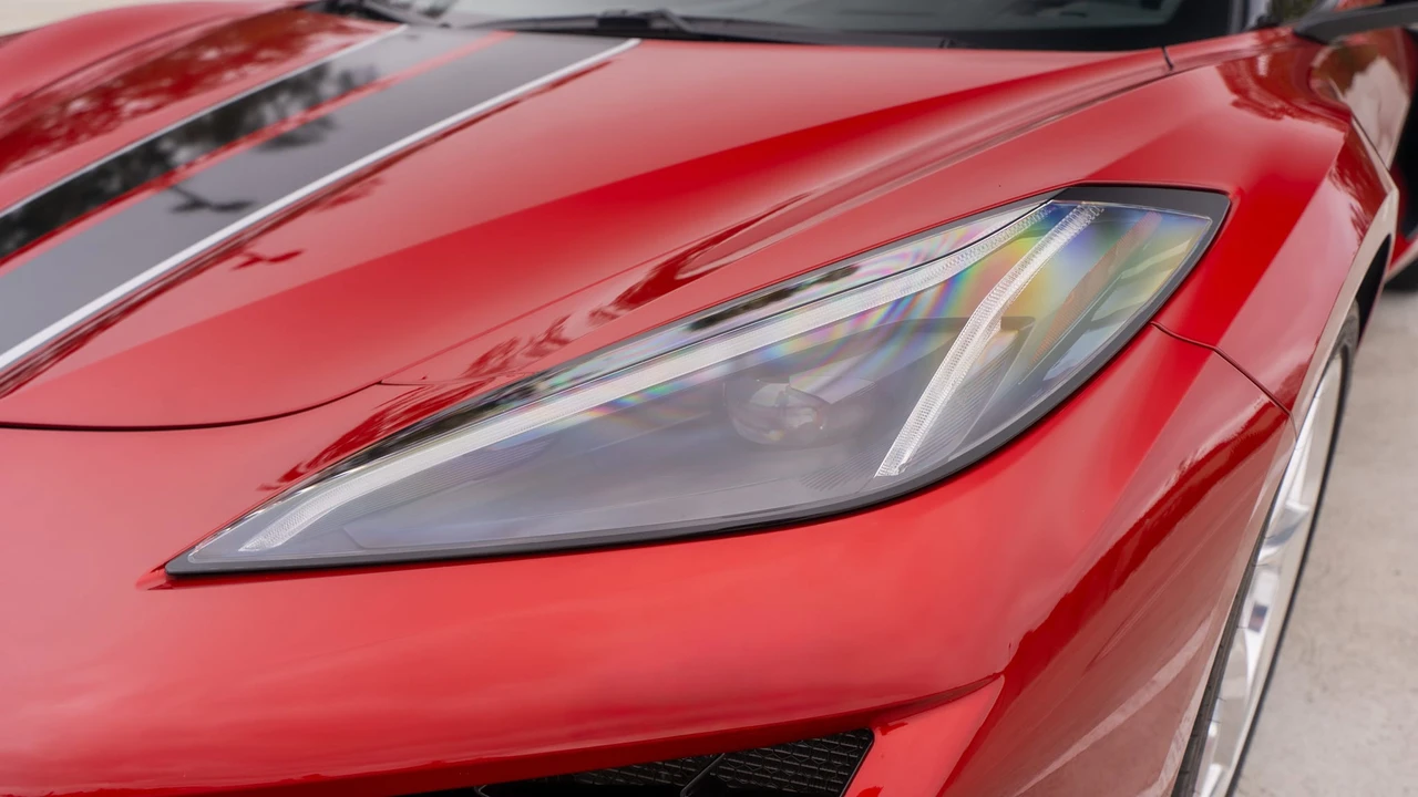 2024 Chevrolet Corvette C8 E-Ray - Image 22 of 31