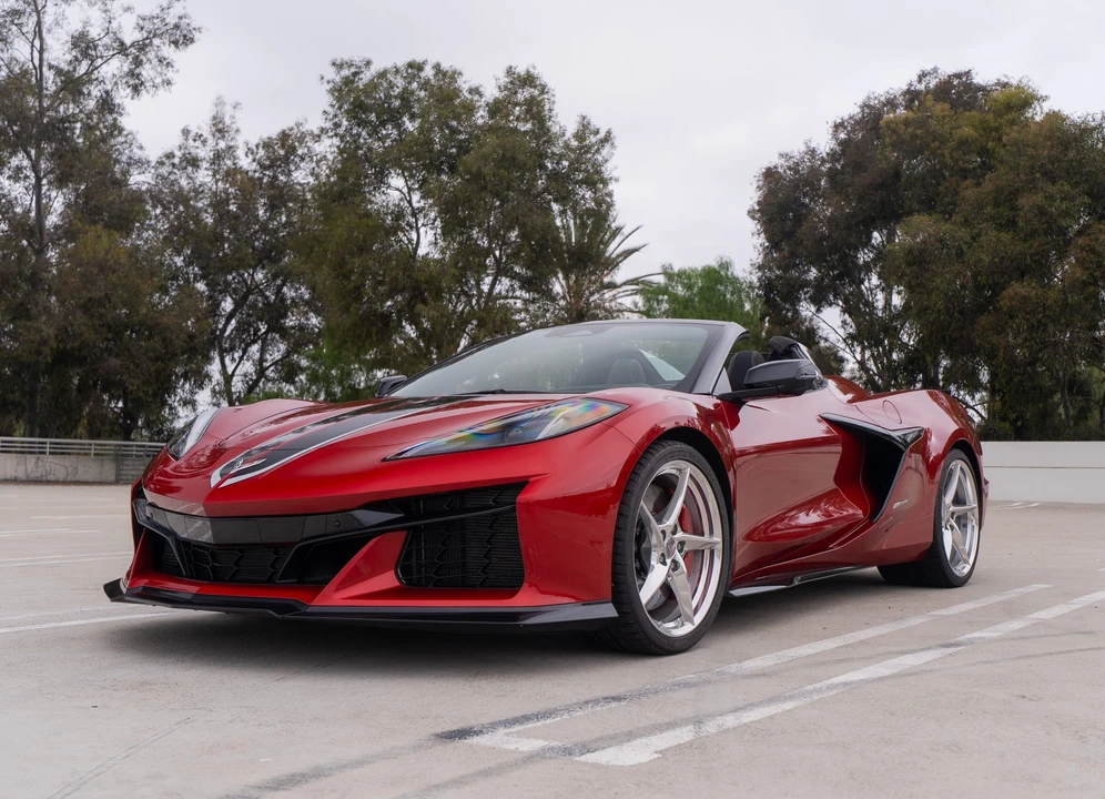2024 Chevrolet Corvette C8 E-Ray - Image 3 of 31