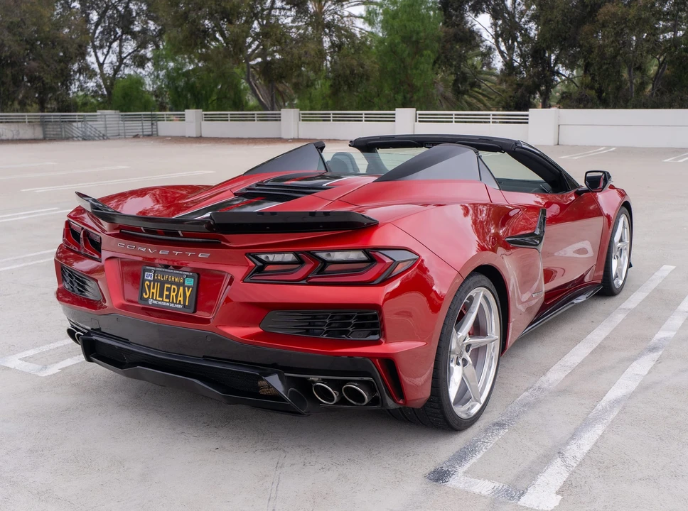 2024 Chevrolet Corvette C8 E-Ray - Image 11 of 31