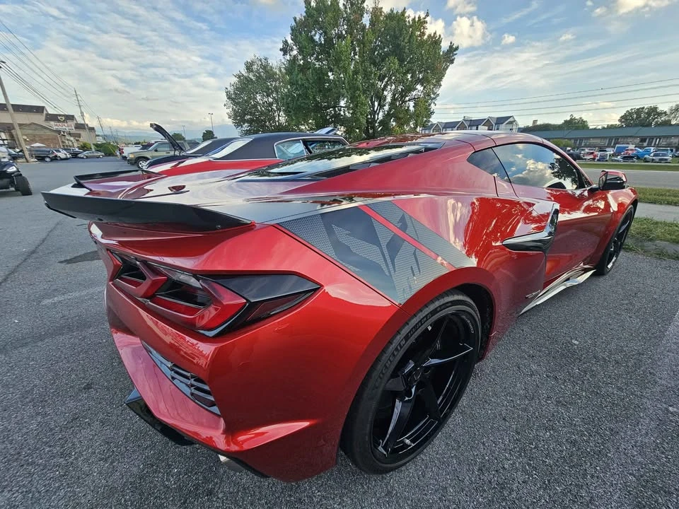 2024 Chevrolet Corvette C8 E-Ray - Image 11 of 13