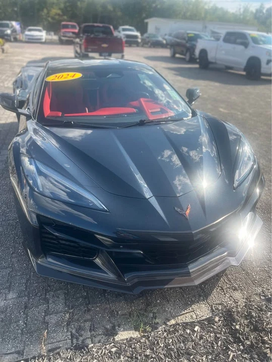 2024 Chevrolet Corvette C8 E-Ray - Image 2 of 14