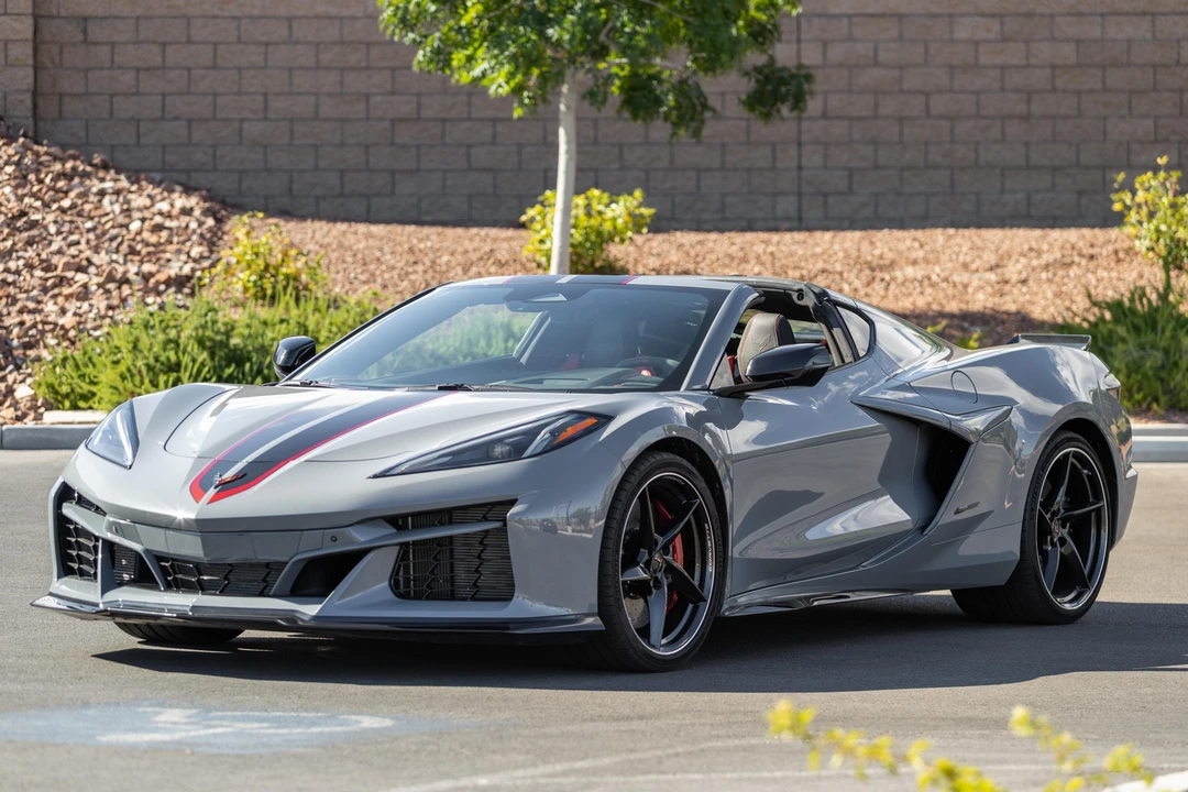 2024 Chevrolet Corvette C8 - Image 8 of 31