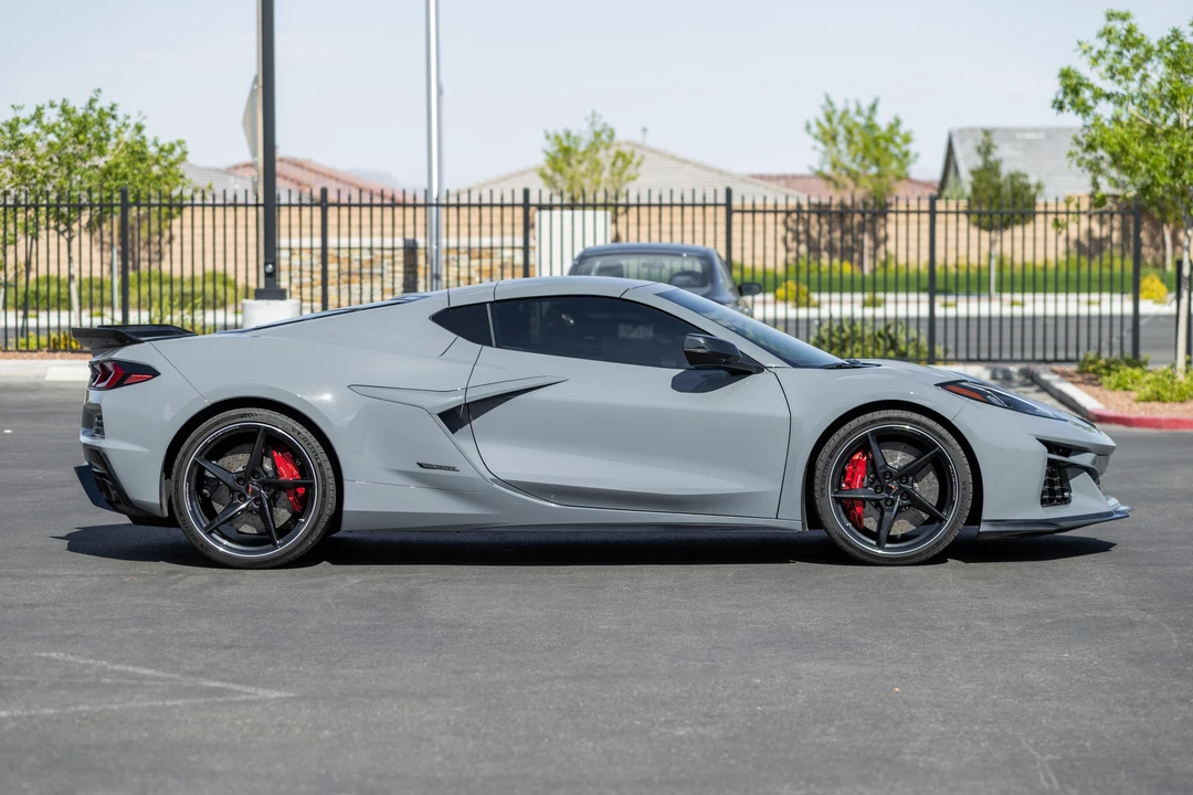 2024 Chevrolet Corvette C8 - Image 18 of 31