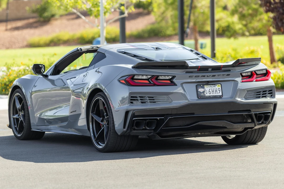 2024 Chevrolet Corvette C8 - Image 4 of 31