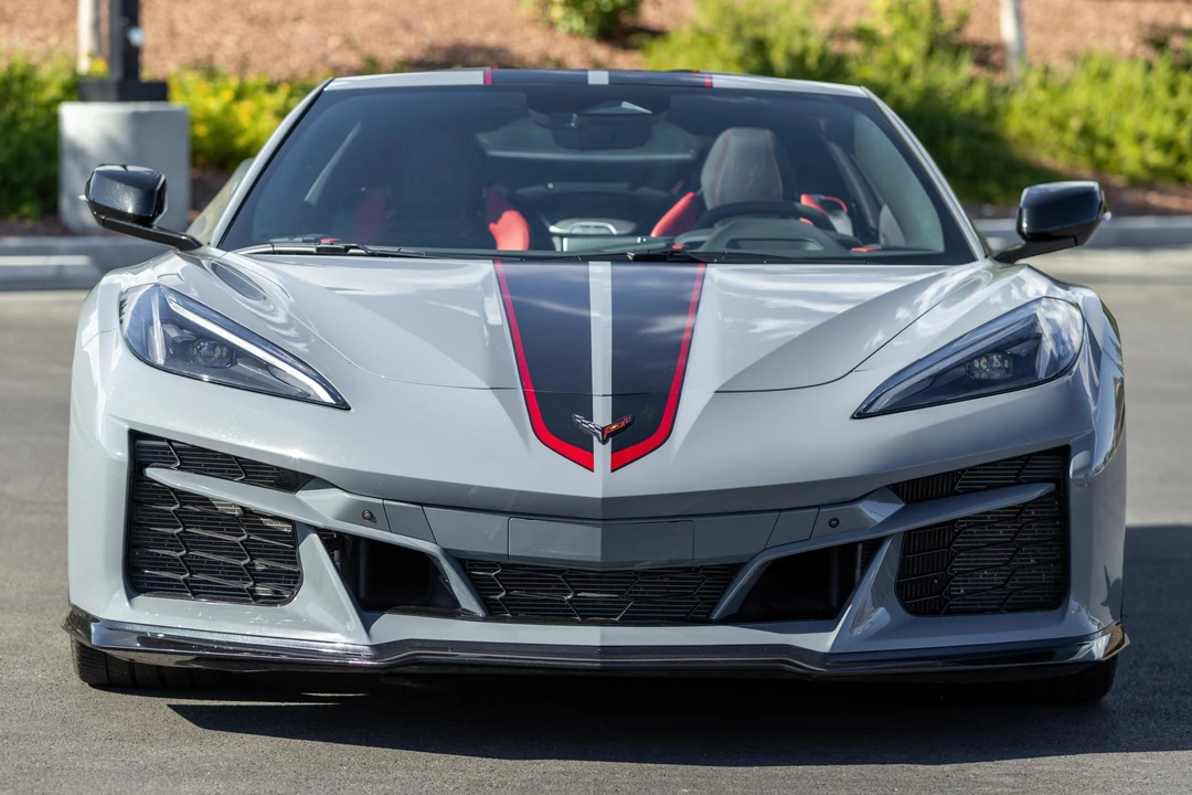2024 Chevrolet Corvette C8 - Image 2 of 31