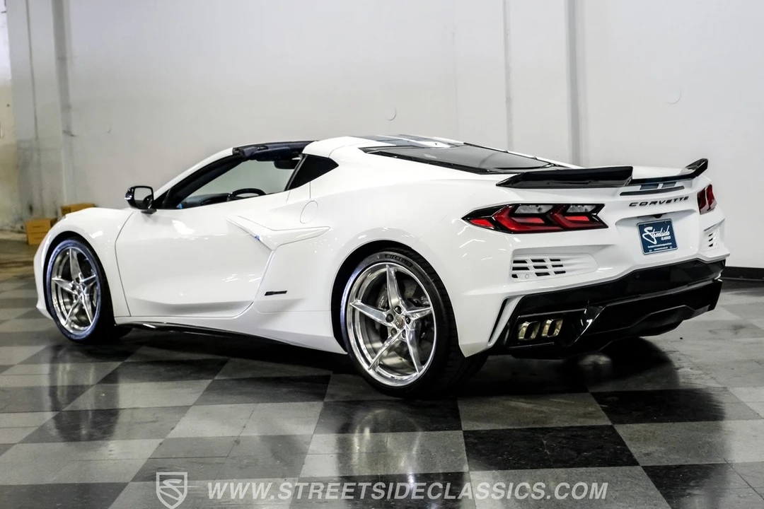 2024 Chevrolet Corvette C8 - Image 8 of 21