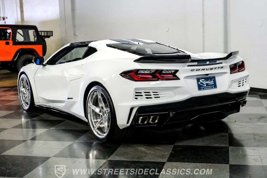 2024 Chevrolet Corvette C8 - Image 9 of 21