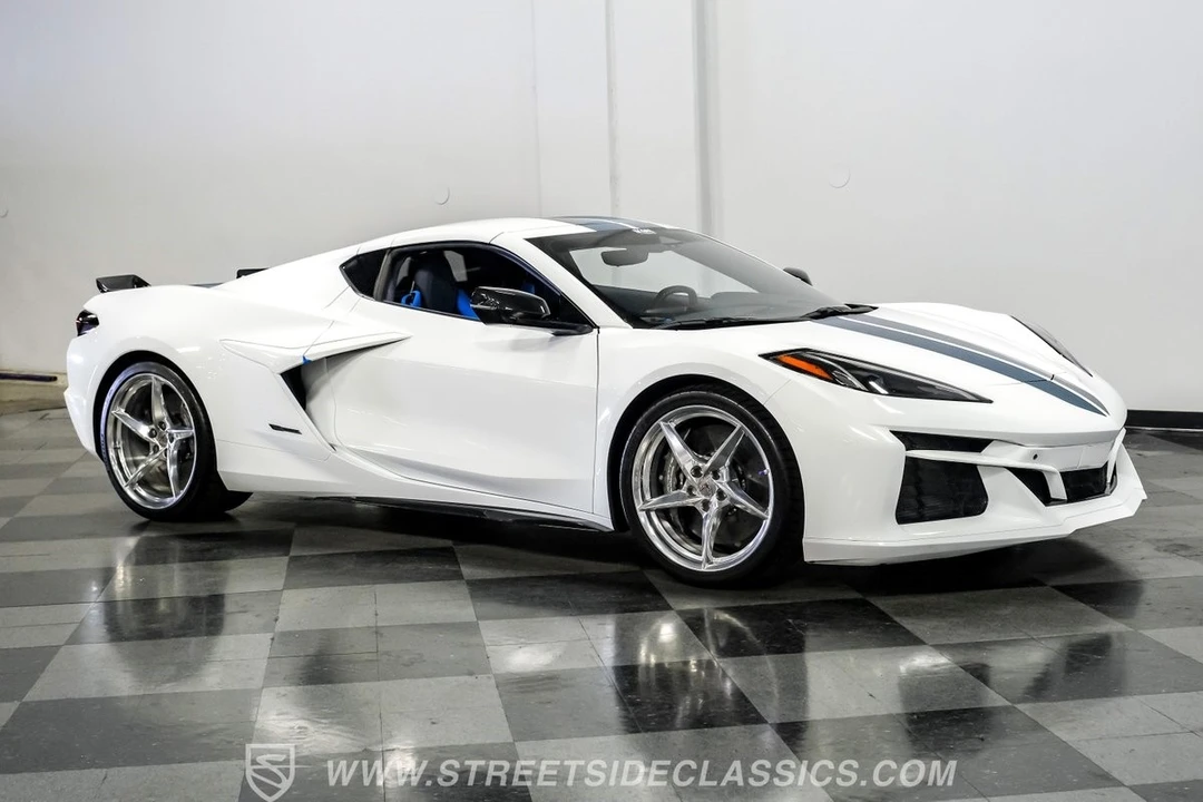 2024 Chevrolet Corvette C8 - Image 15 of 21