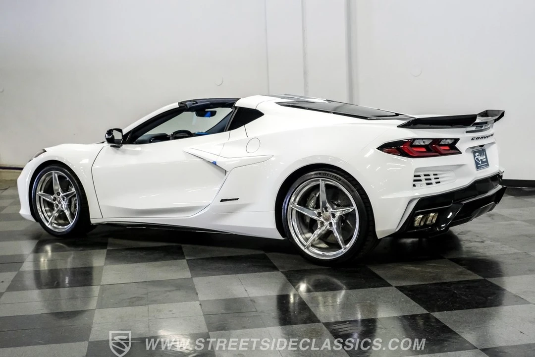 2024 Chevrolet Corvette C8 - Image 8 of 12