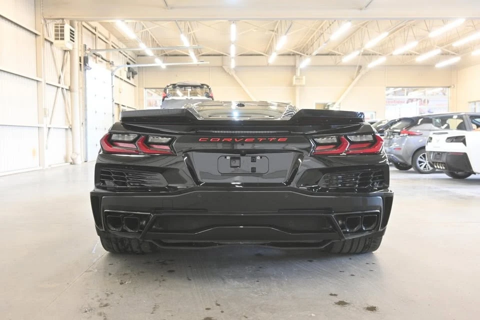 2024 Chevrolet Corvette C8 E-Ray - Image 17 of 20