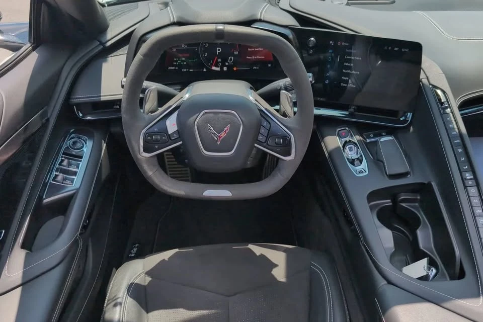2024 Chevrolet Corvette C8 E-Ray - Image 15 of 20
