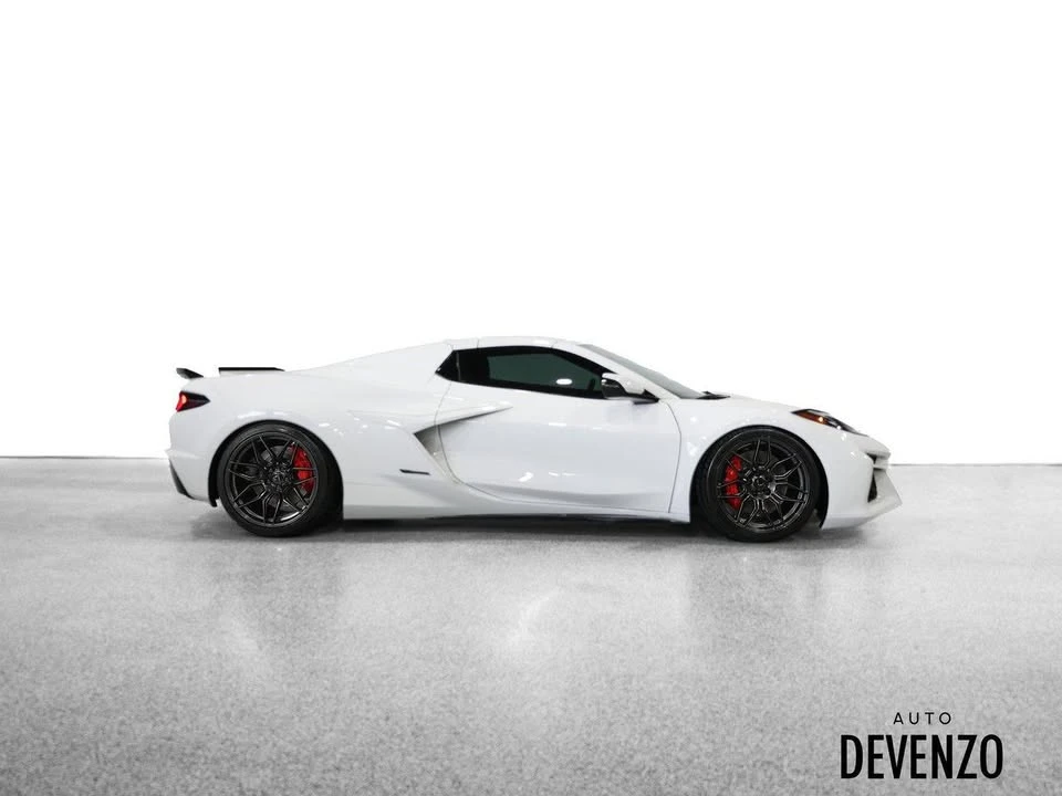 2024 Chevrolet Corvette C8 E-Ray - Image 2 of 19