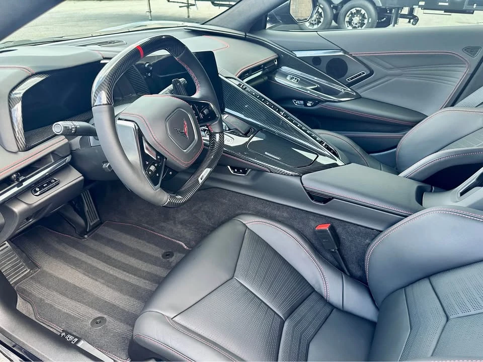 2024 Chevrolet Corvette C8 E-Ray - Image 17 of 20
