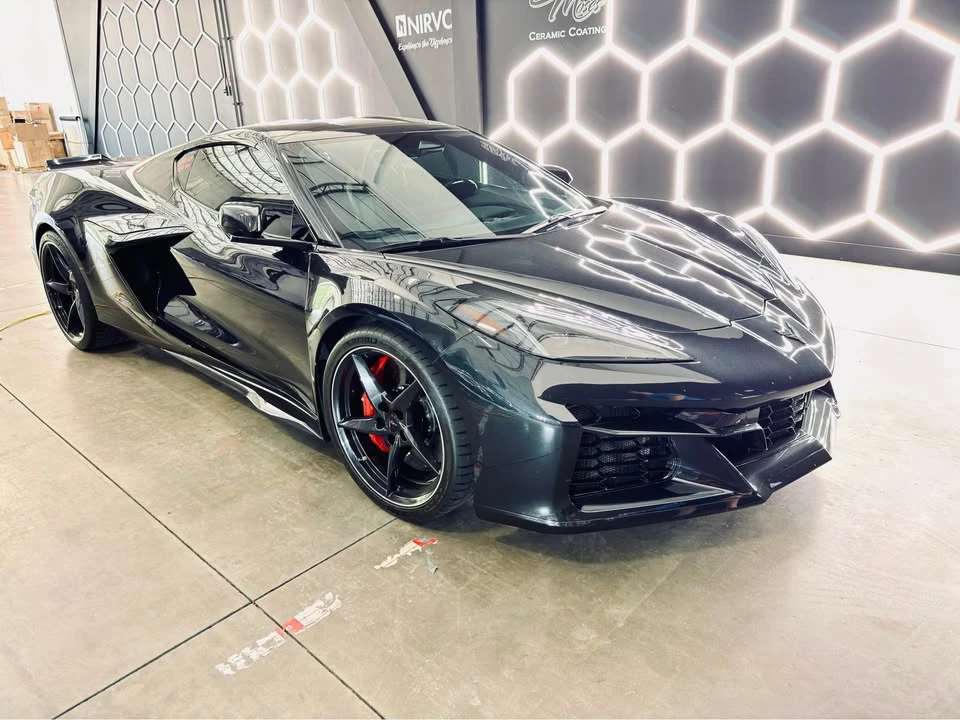 2024 Chevrolet Corvette C8 E-Ray - Image 9 of 20
