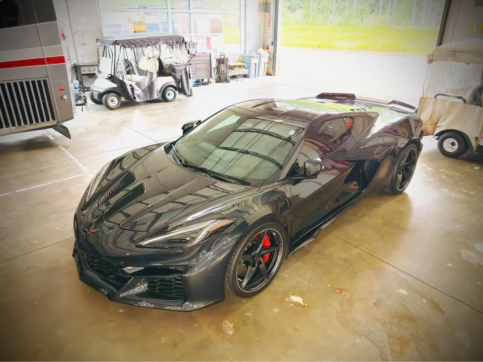 2024 Chevrolet Corvette C8 E-Ray - Image 14 of 20