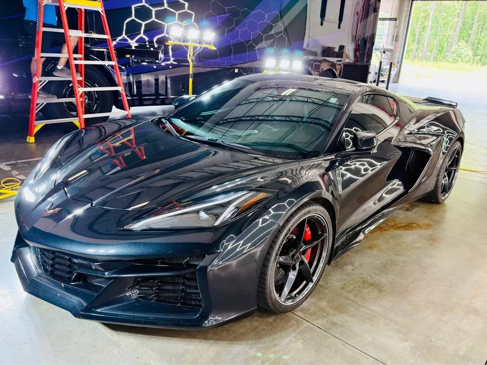 2024 Chevrolet Corvette C8 E-Ray - Image 6 of 20