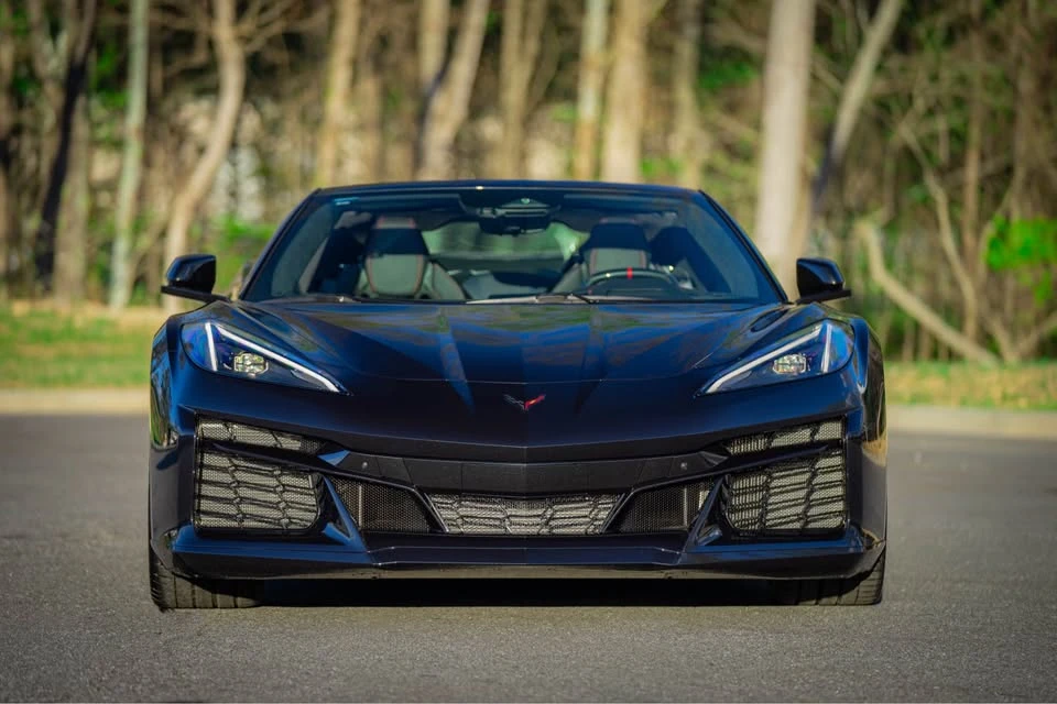 2024 Chevrolet Corvette C8 E-Ray - Image 19 of 20