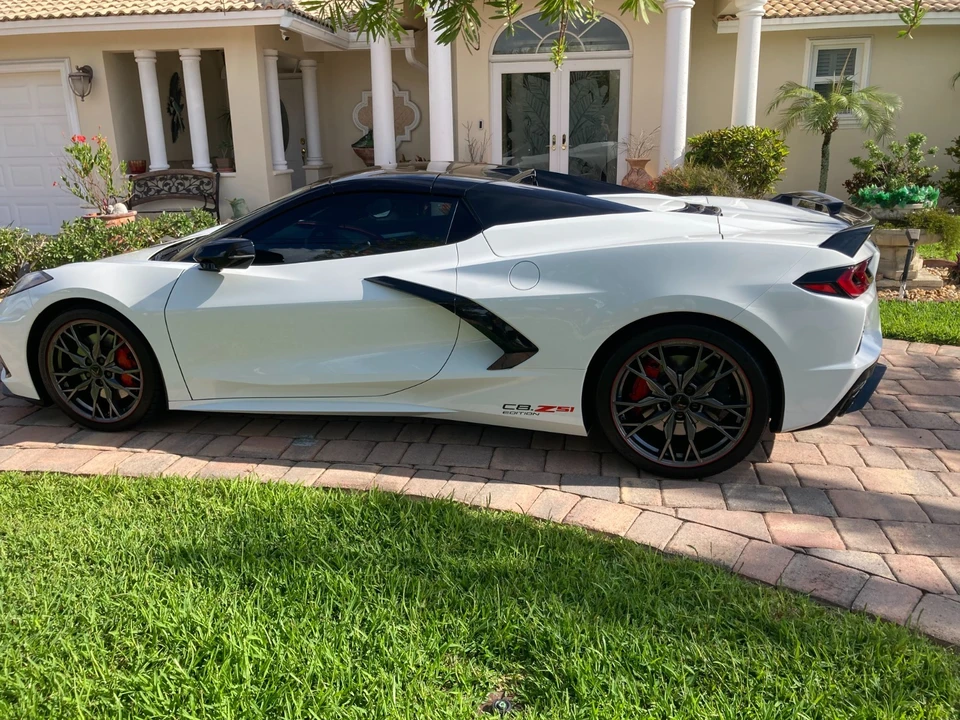 2024 Chevrolet Corvette C8 - Image 2 of 31