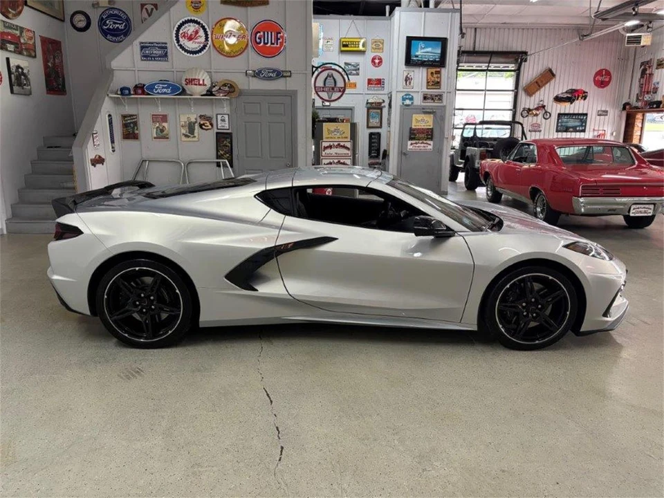 2024 Chevrolet Corvette C8 - Image 10 of 31