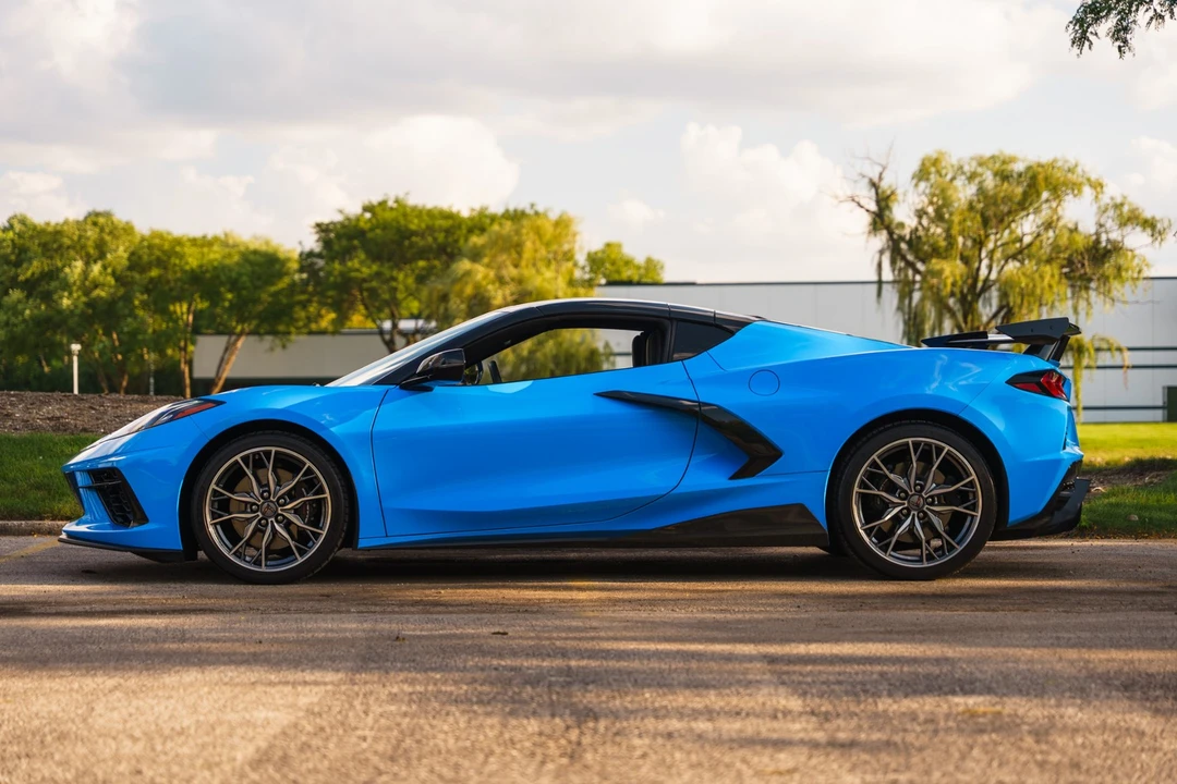 2024 Chevrolet Corvette C8 - Image 2 of 31