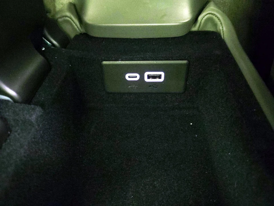 2024 Chevrolet Corvette C8 - Image 19 of 25