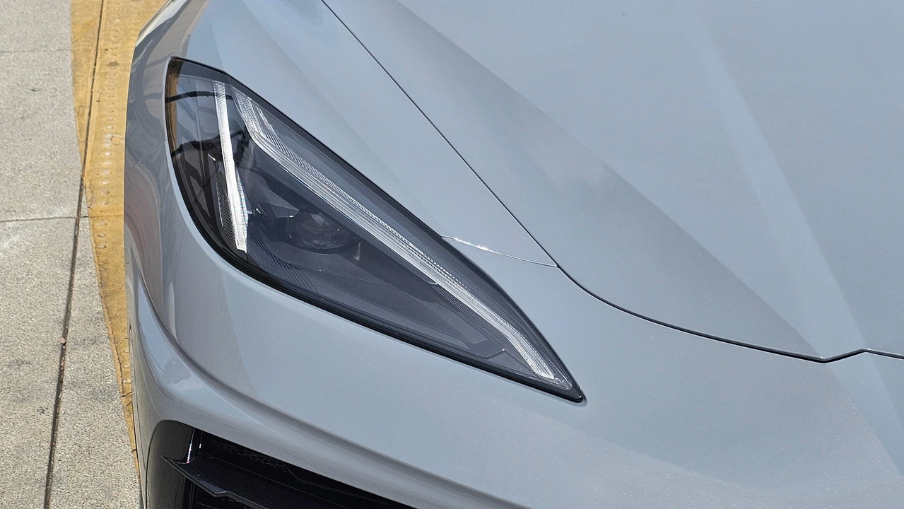 2024 Chevrolet Corvette C8 - Image 18 of 31