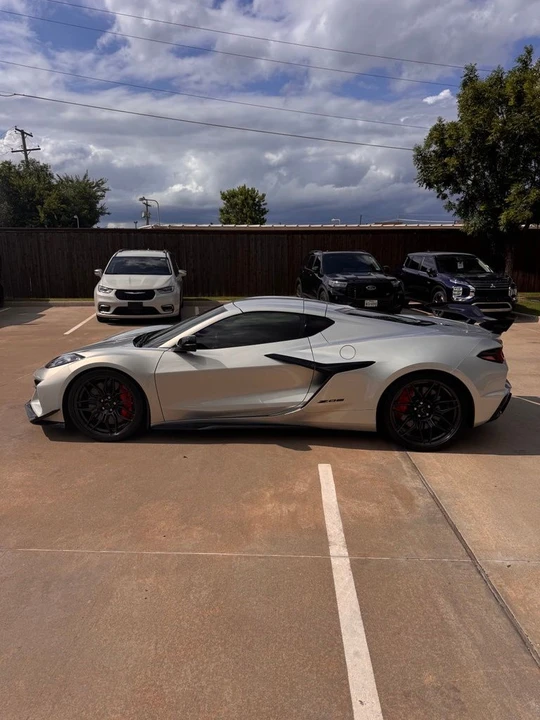 2024 Chevrolet Corvette C8 Z06 - Image 4 of 10