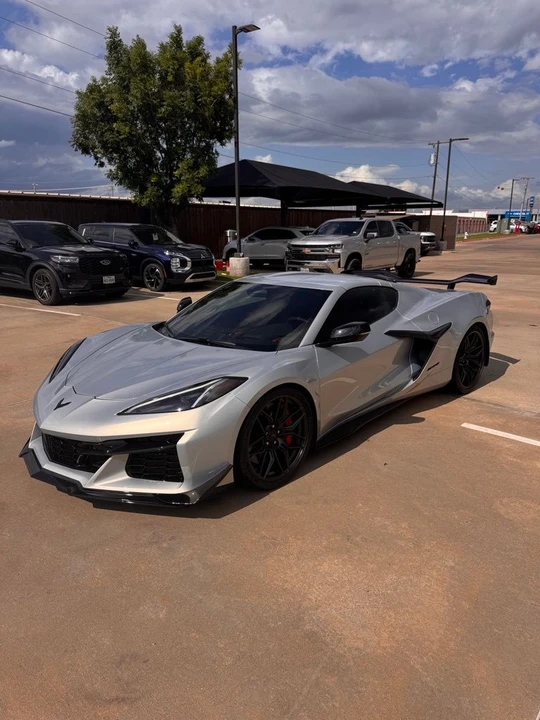 2024 Chevrolet Corvette C8 Z06 - Image 3 of 10