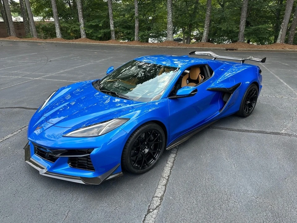 2024 Chevrolet Corvette C8 Z06 - Image 13 of 24