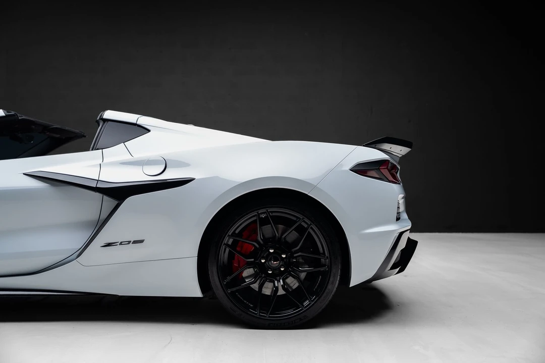 2024 Chevrolet Corvette C8 Z06 - Image 22 of 31