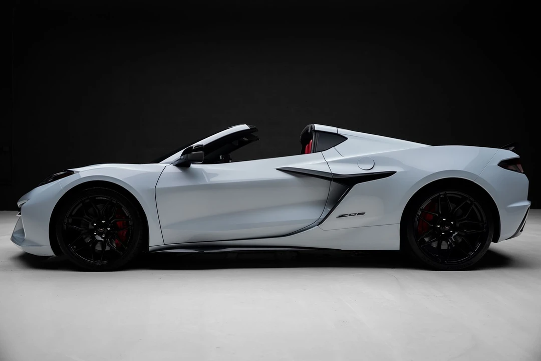 2024 Chevrolet Corvette C8 Z06 - Image 19 of 31