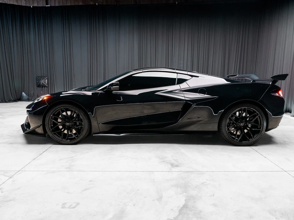2024 Chevrolet Corvette C8 Z06 - Image 10 of 12