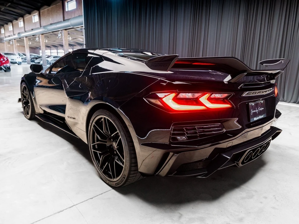 2024 Chevrolet Corvette C8 Z06 - Image 11 of 12