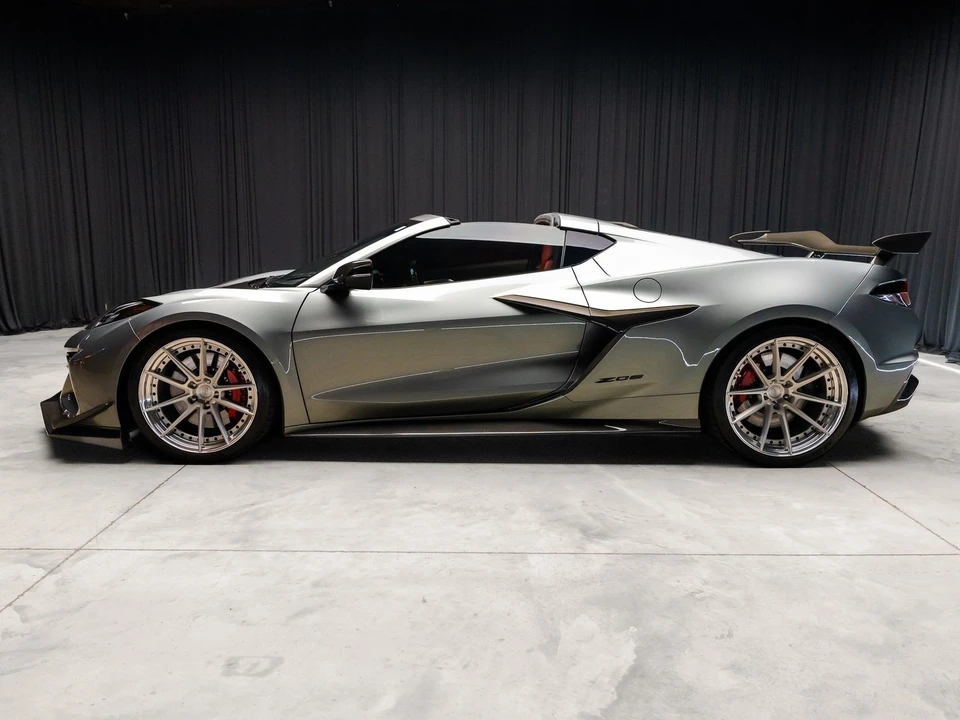 2024 Chevrolet Corvette C8 Z06 - Image 12 of 31