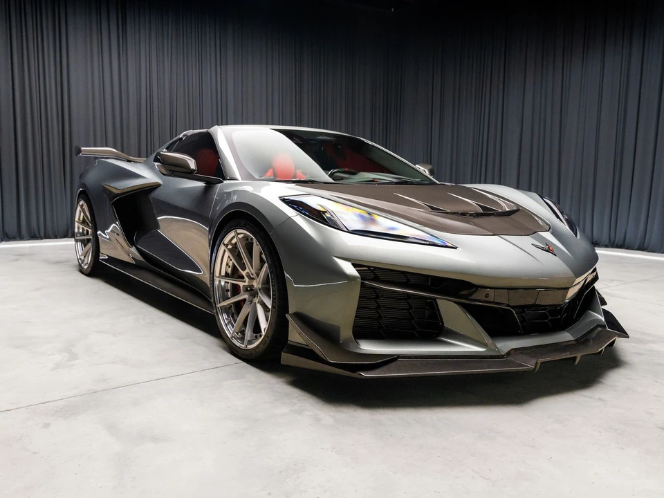 2024 Chevrolet Corvette C8 Z06 - Image 18 of 31