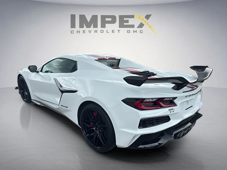 2024 Chevrolet Corvette C8 Z06 - Image 4 of 31