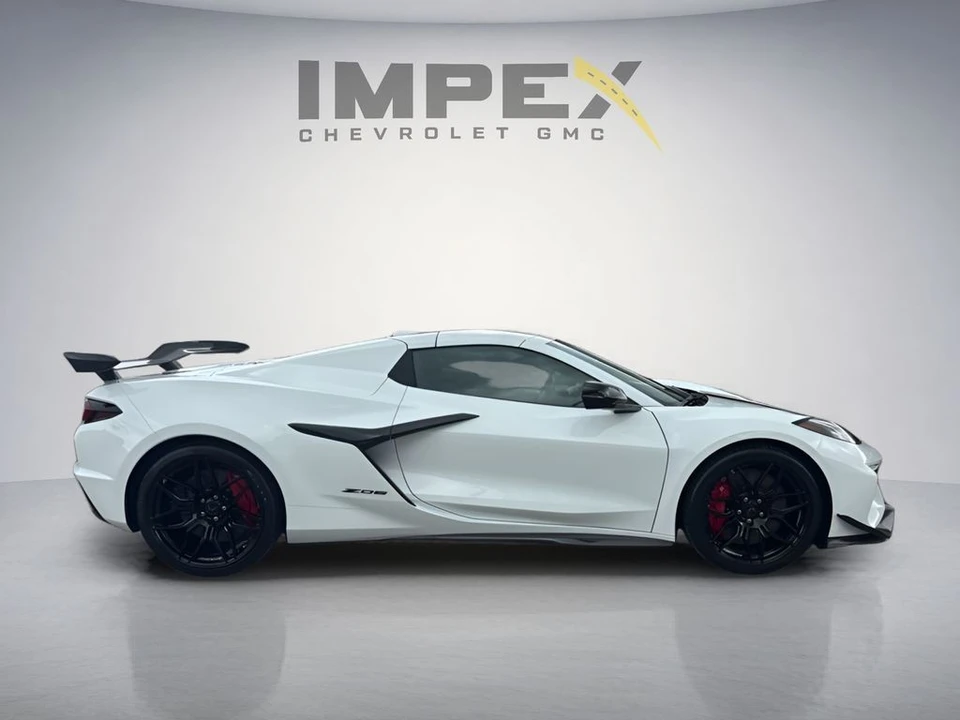 2024 Chevrolet Corvette C8 Z06 - Image 8 of 31
