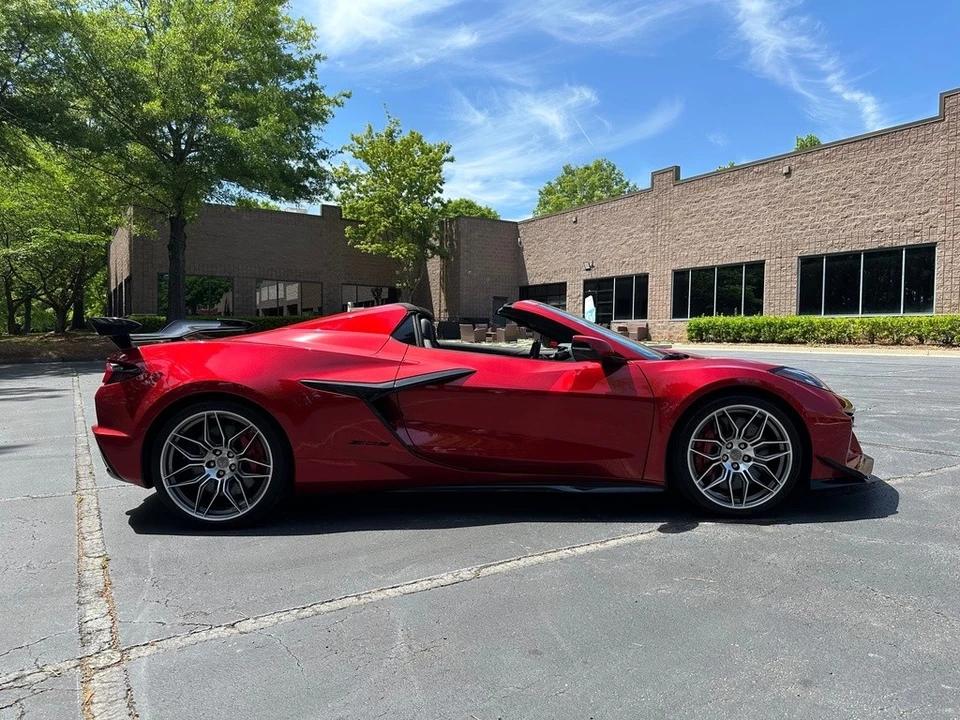 2024 Chevrolet Corvette C8 Z06 - Image 12 of 24
