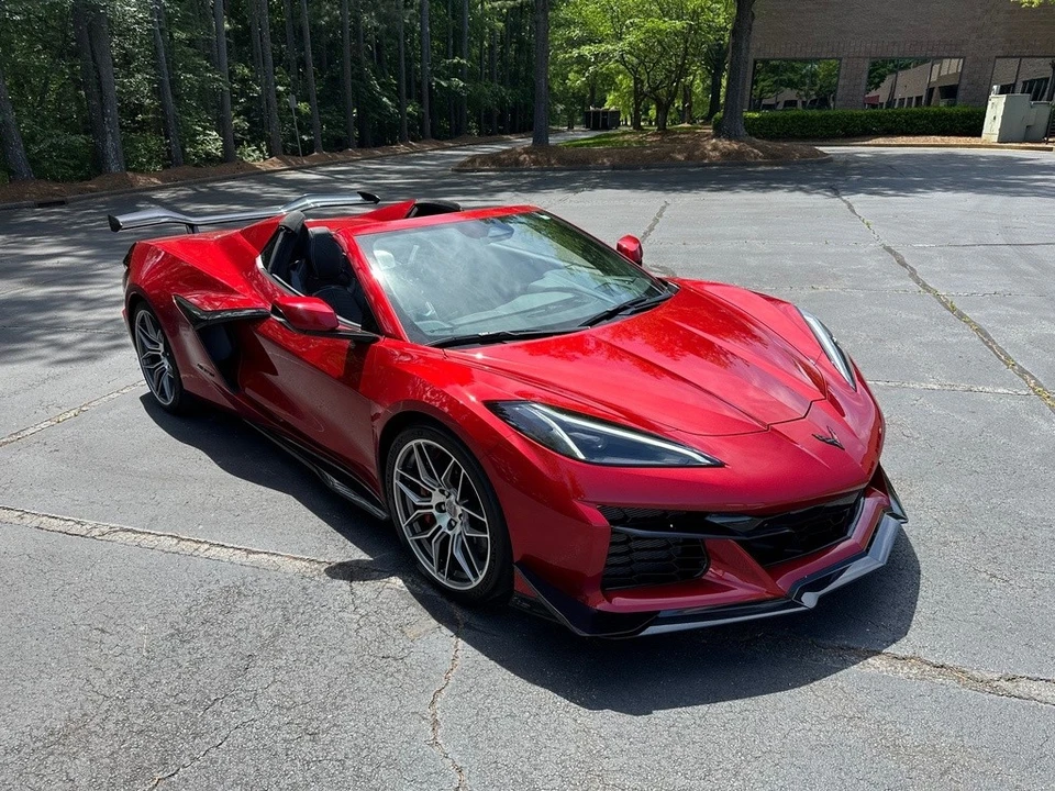 2024 Chevrolet Corvette C8 Z06 - Image 11 of 24