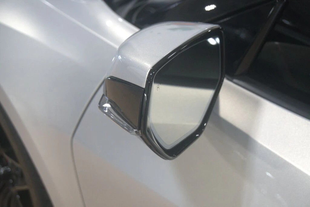 2024 Chevrolet Corvette C8 Z06 - Image 15 of 31