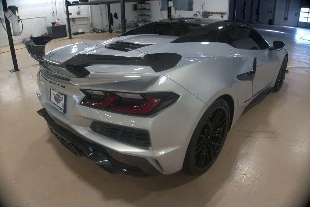 2024 Chevrolet Corvette C8 Z06 - Image 5 of 31
