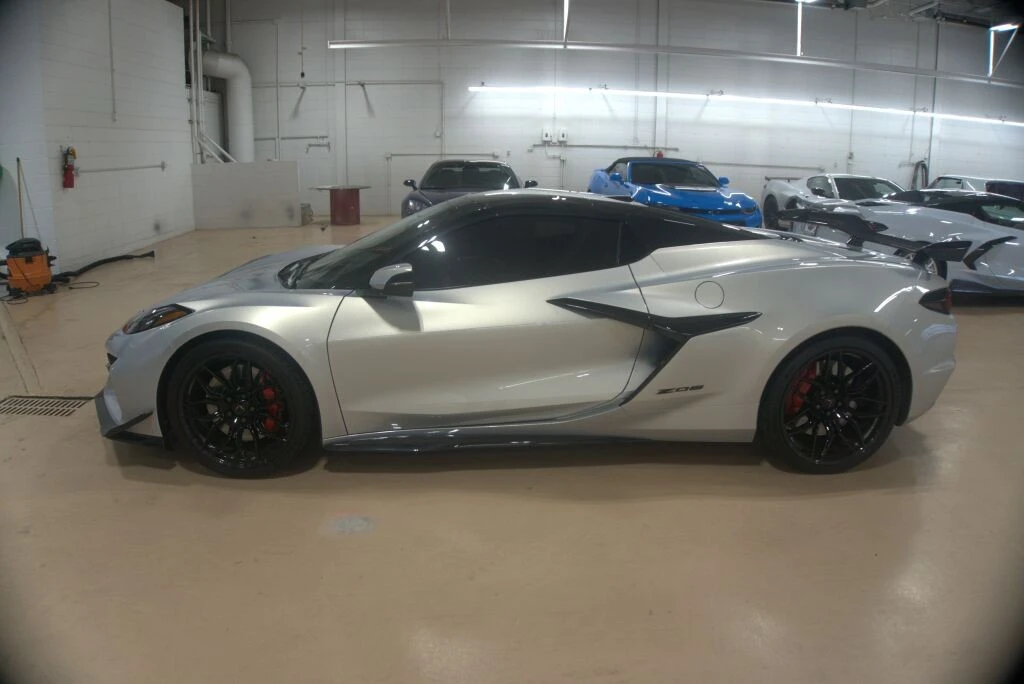 2024 Chevrolet Corvette C8 Z06 - Image 2 of 31