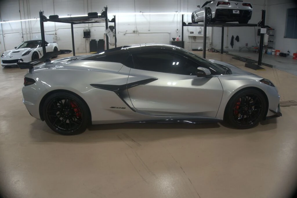 2024 Chevrolet Corvette C8 Z06 - Image 6 of 31