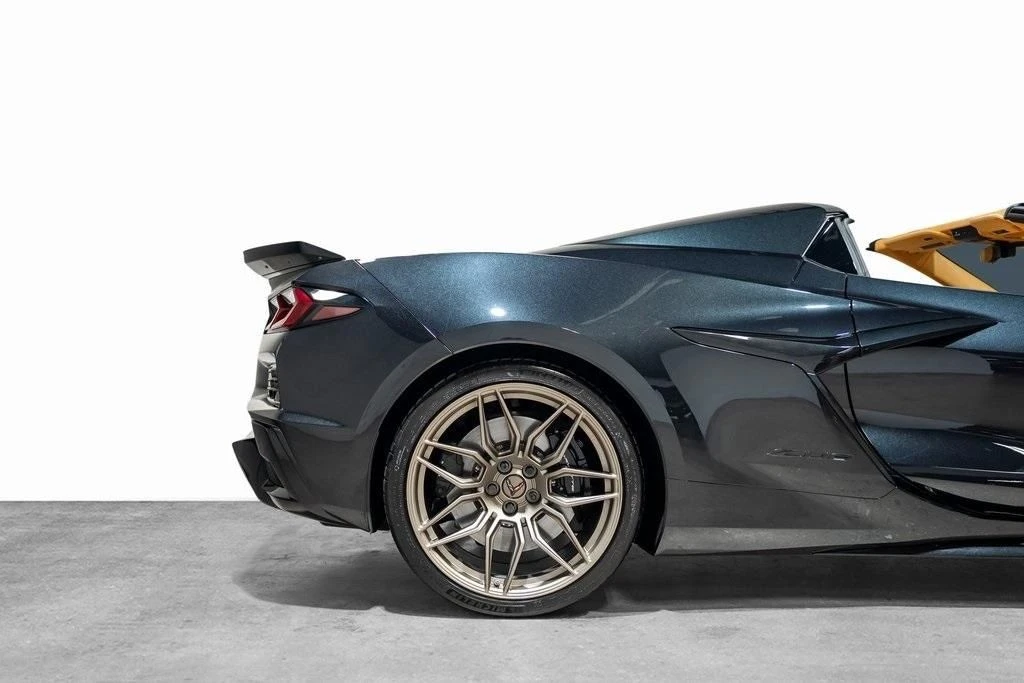 2024 Chevrolet Corvette C8 Z06 - Image 20 of 31