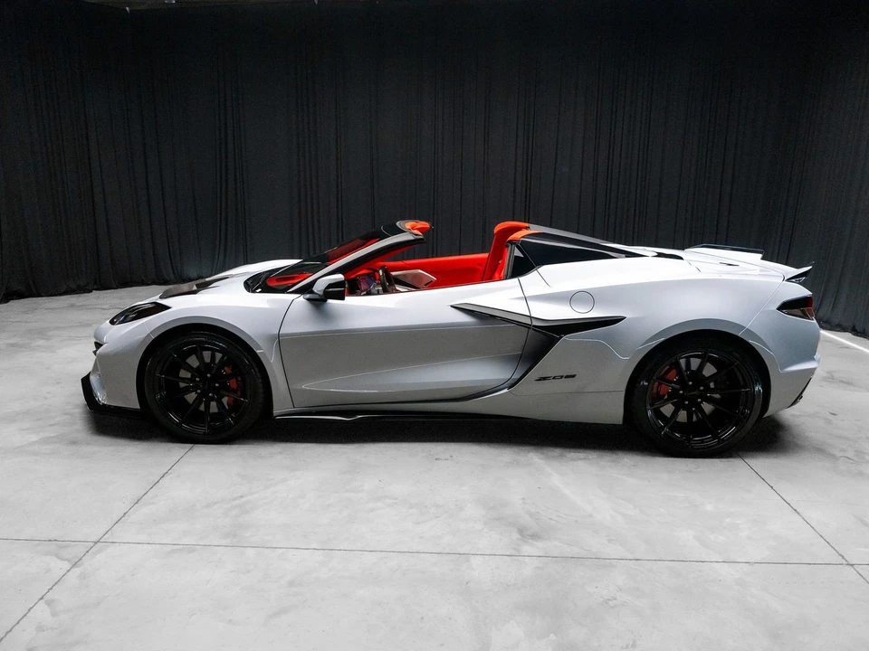 2024 Chevrolet Corvette C8 Z06 - Image 13 of 31