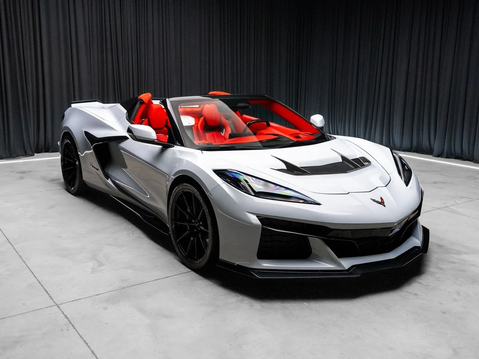 2024 Chevrolet Corvette C8 Z06 - Image 19 of 31