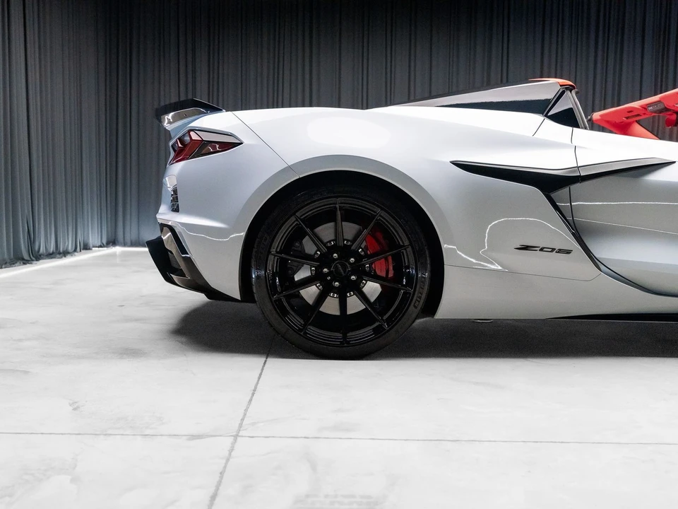 2024 Chevrolet Corvette C8 Z06 - Image 30 of 31
