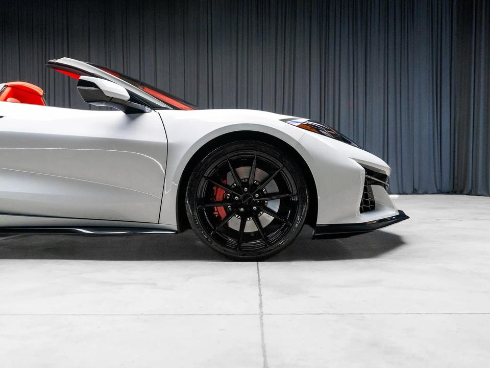2024 Chevrolet Corvette C8 Z06 - Image 28 of 31