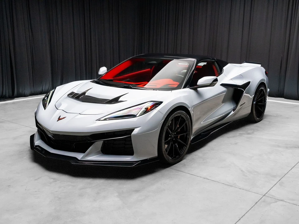 2024 Chevrolet Corvette C8 Z06 - Image 2 of 31